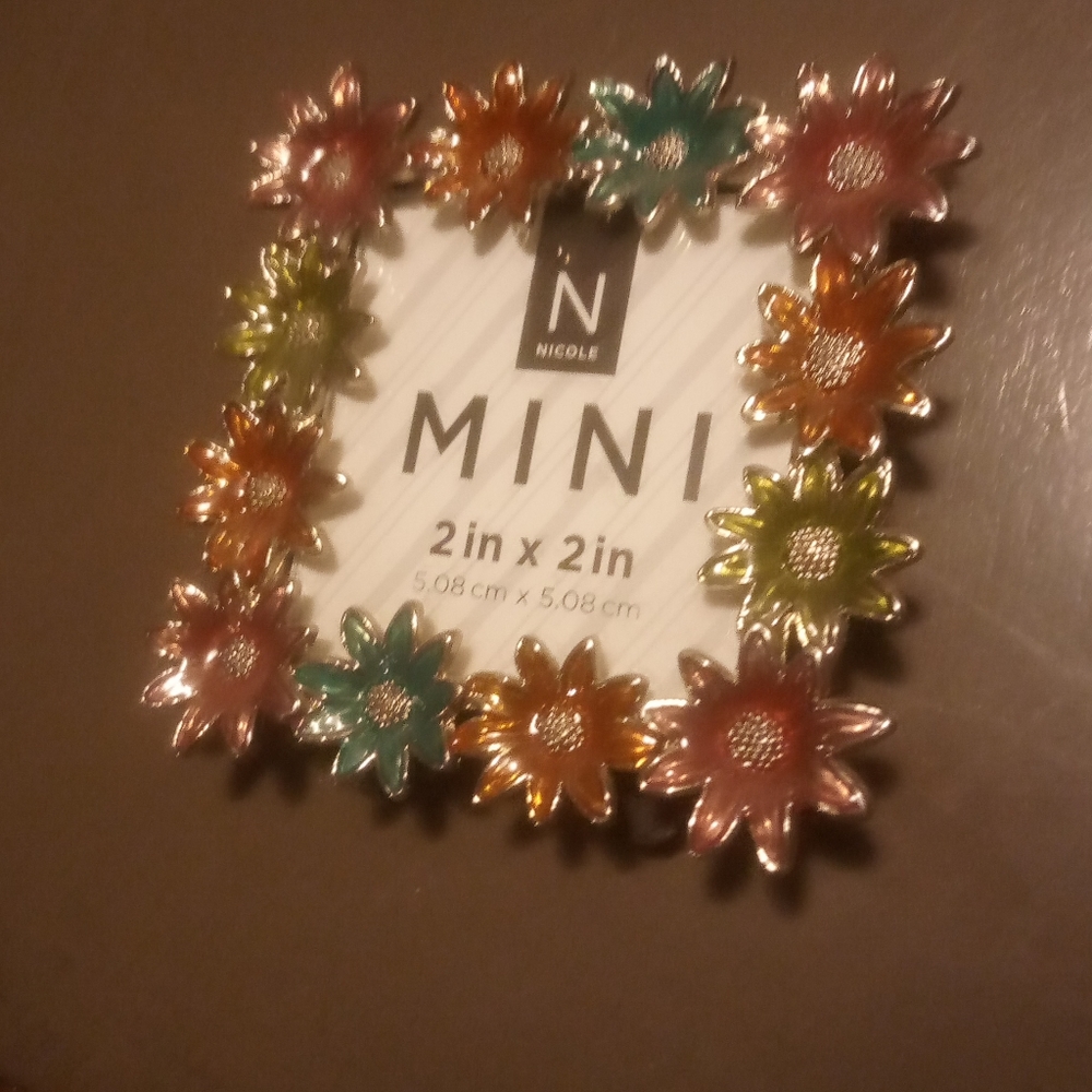 Nicole Mini Photo frames - Picture 2 of 3